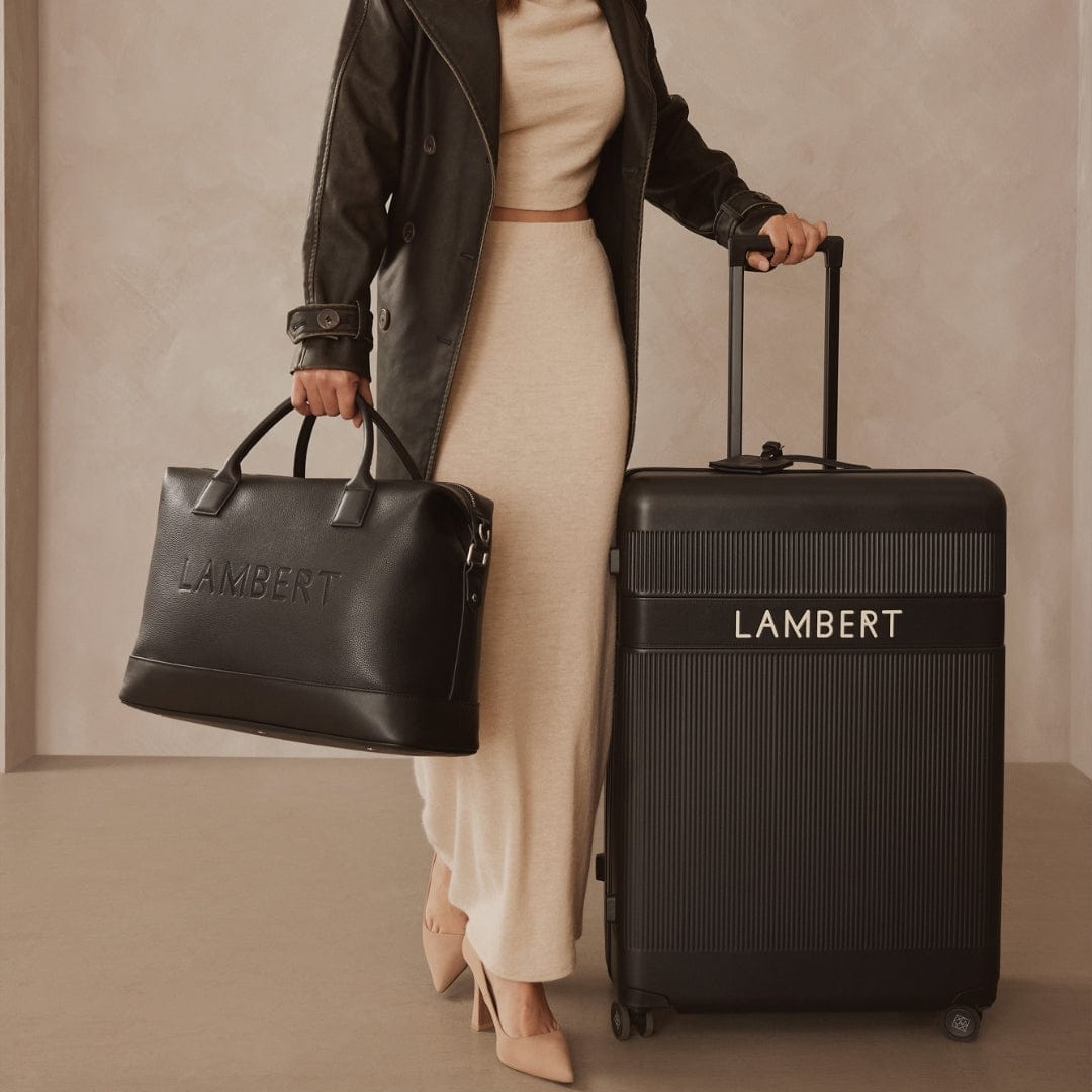 Le Mae - Petit sac de voyage en cuir vegan noir