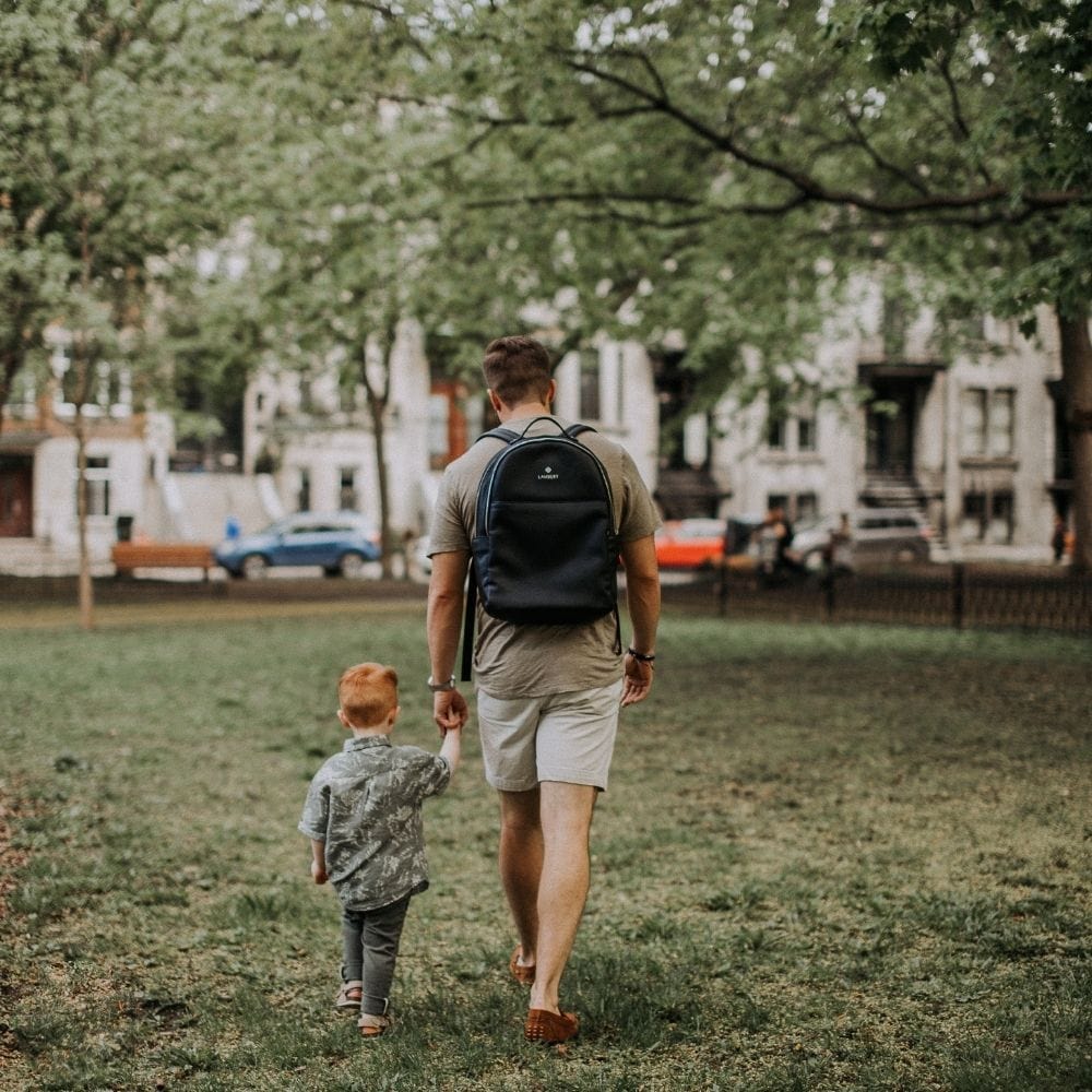 Le Charles - Sac à dos en cuir vegan noir