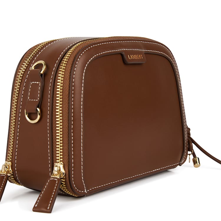 Le Emmy – Sac bandoulière en cuir vegan hazelnut
