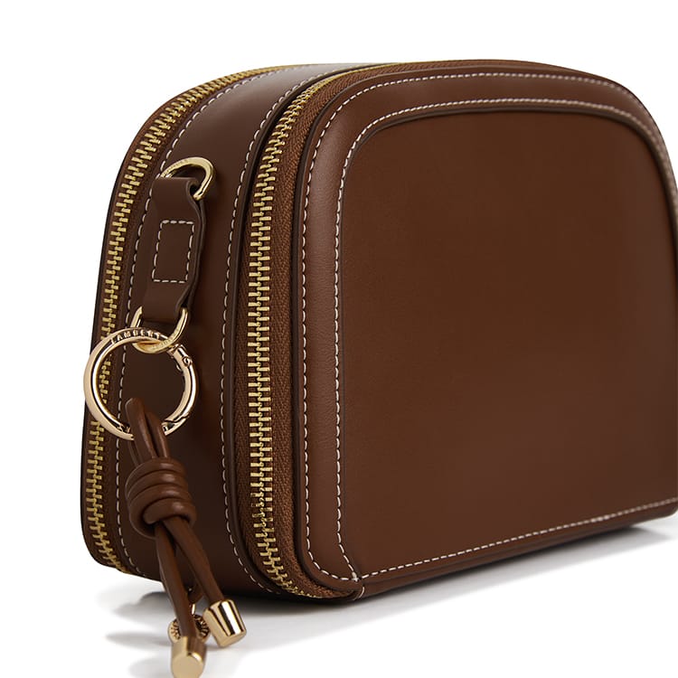 Le Emmy – Sac bandoulière en cuir vegan hazelnut