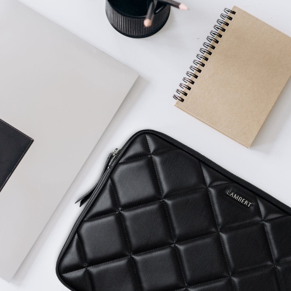 The Jasmyn - Black Quilted computer pouch in black vegan leather (16 inches)