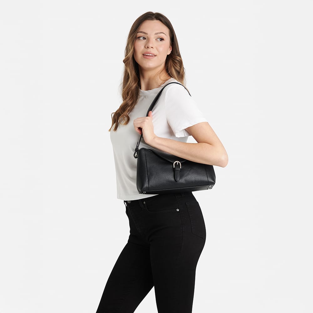 Le Joelle – Sac à épaule 2-en-1 en cuir vegan vegan hazelnut