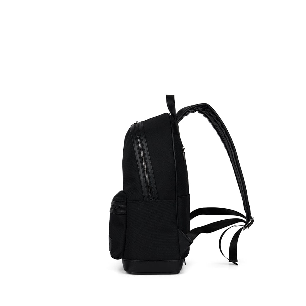 Logan – Backpack in Black Canvas