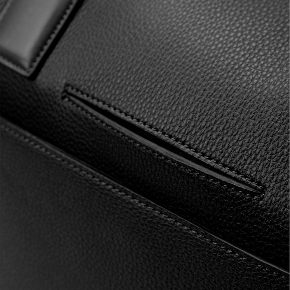 Le Mae - Sac de voyage fourre-tout en cuir vegan noir