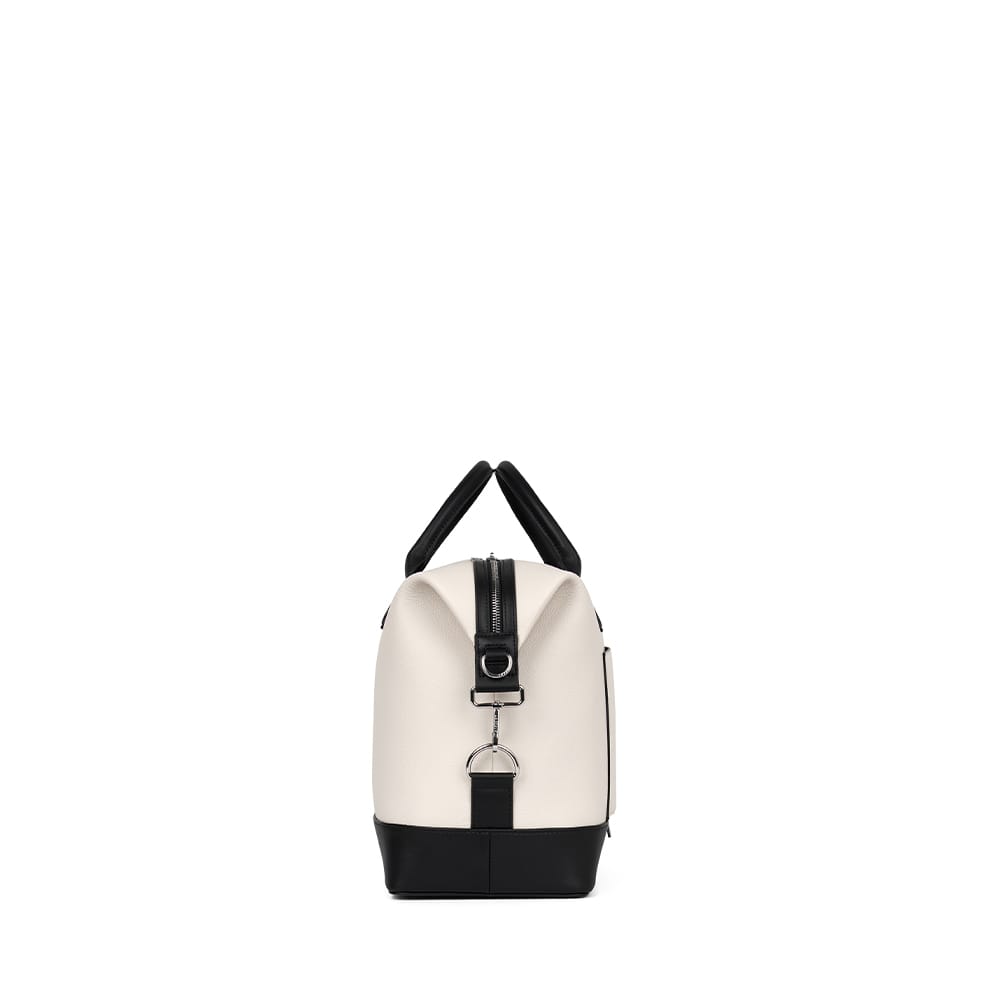 Le Mae - Petit sac de voyage en cuir vegan oyster