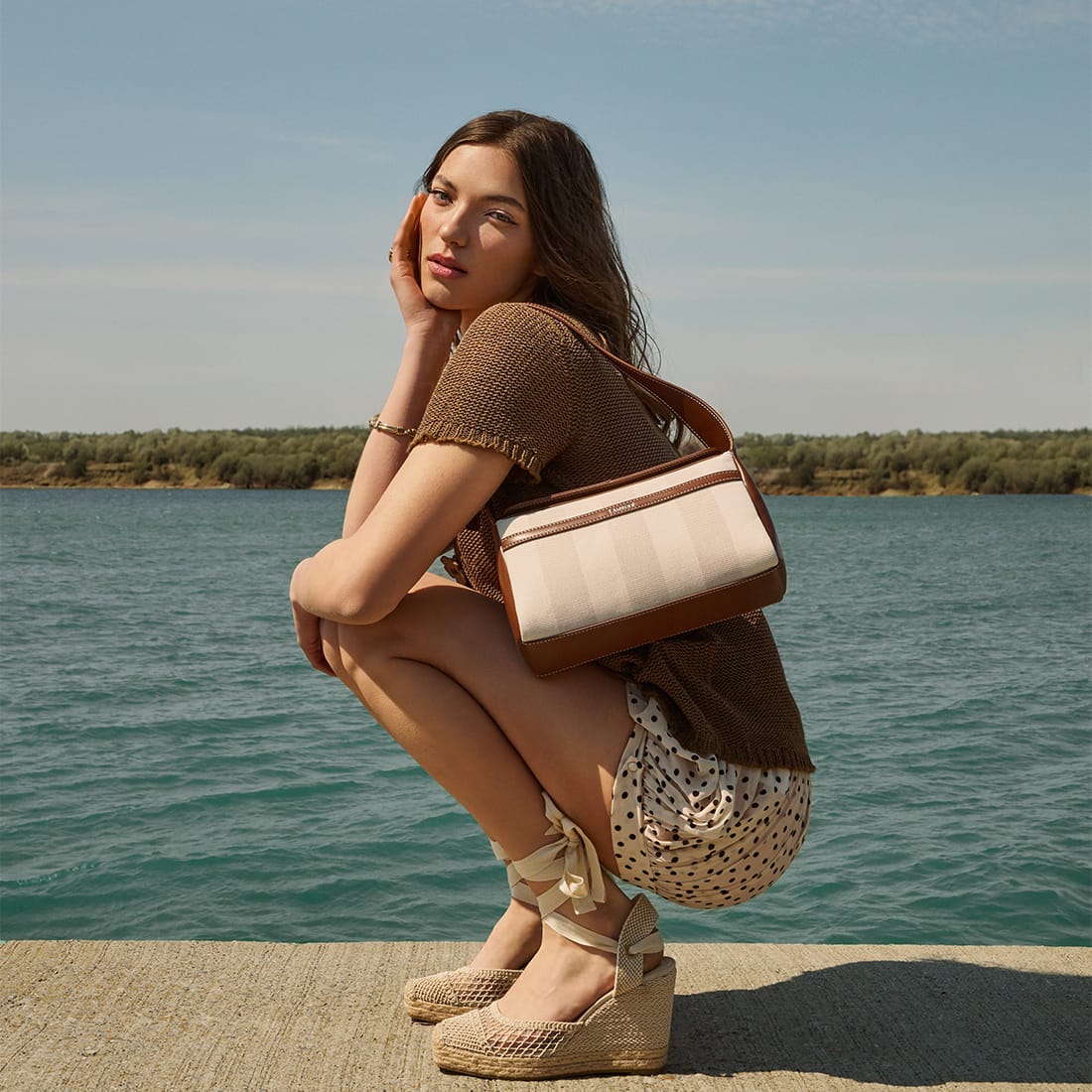 The Shania – Hazelnut Reversible Handbag – Lambert