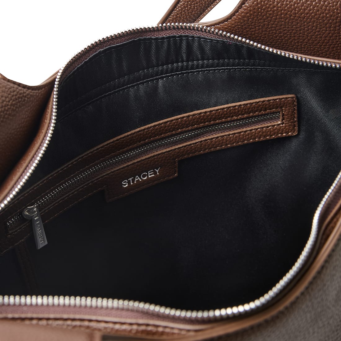 Le Stacey – Sac fourre-tout en cuir vegan chocolat