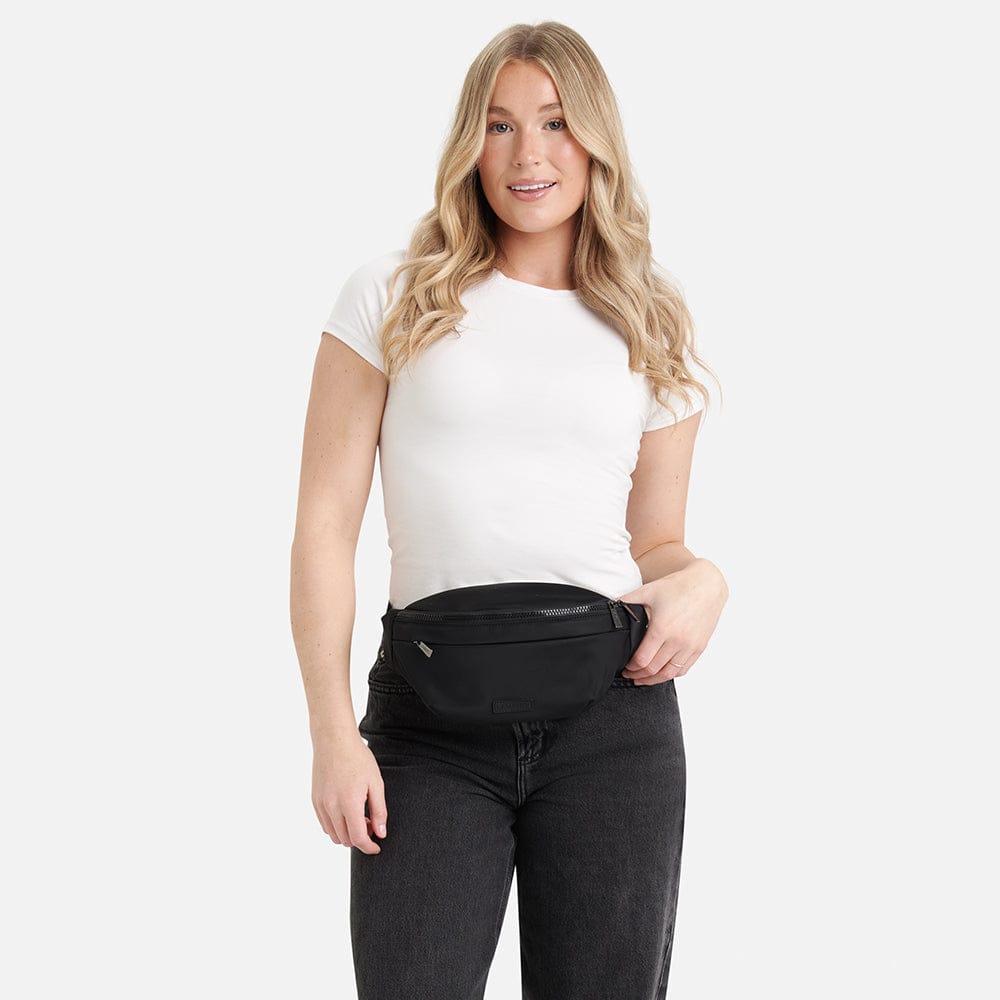 Le Yael – Sac banane en nylon recyclé truebrown