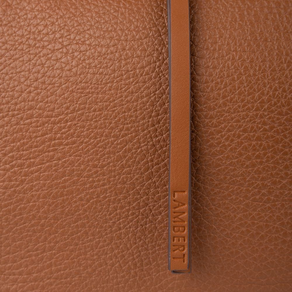 Le Carl - Sac de voyage 2-en-1 en cuir vegan affogato