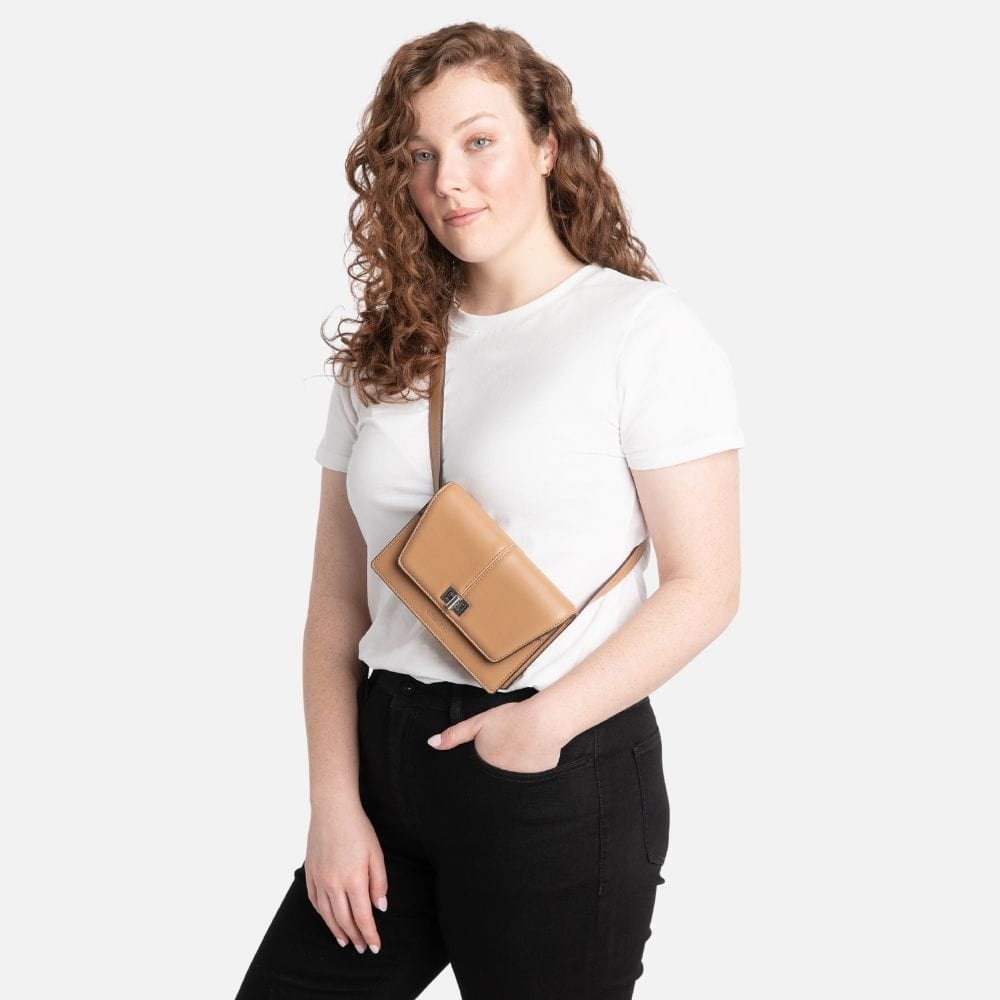The Molly - 3-In-1 Calabasas Vegan Leather Handbag