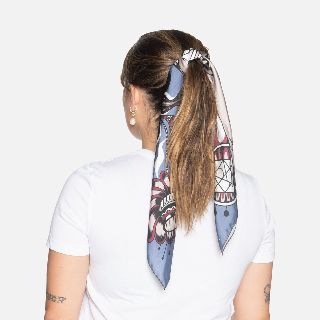 The OLA - Scarf for the benefit of Passages